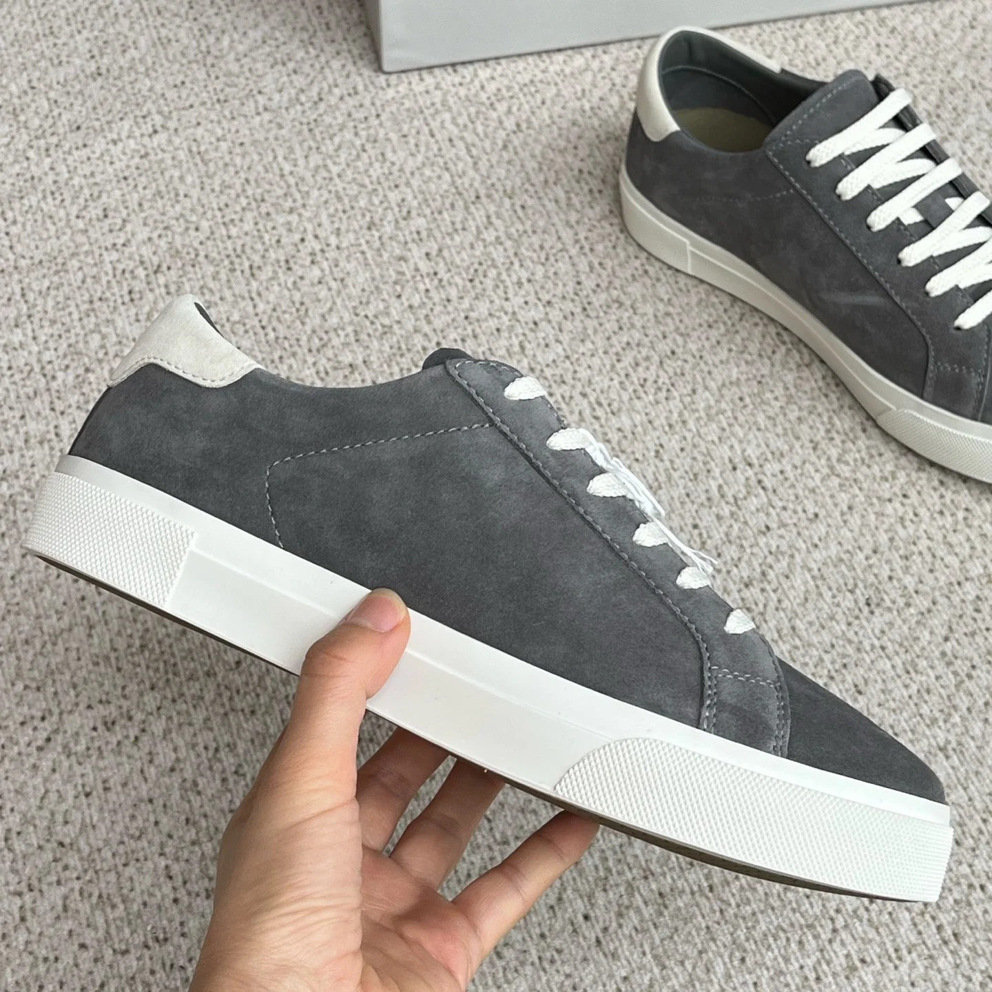 

Men's Athletic/casual Shoes/flat Shoes, Luxury Casual Shoes for Autumn and Winter, Non-slip and Durable Athletic Shoes