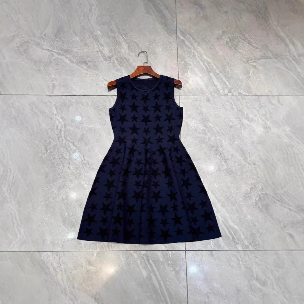 

Miyake Pleated Sleeveless Dress 2025 Summer New Gentle and Elegant Temperament Commuter Fashion Versatile Waist Slimming Dresses