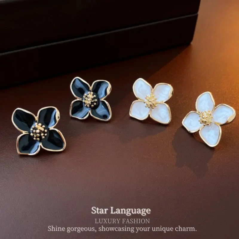 French Retro Drip Glaze Four-petal Flower Stainless Steel Stud Earrings for Women Delicate Anti-tarnish Christmas Jewelry Gift