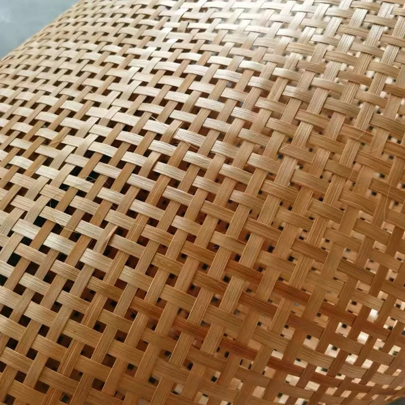 Manufacturer bamboo woven green and yellow decorative ceiling bamboo mat, cross hexagonal herringbone mat
