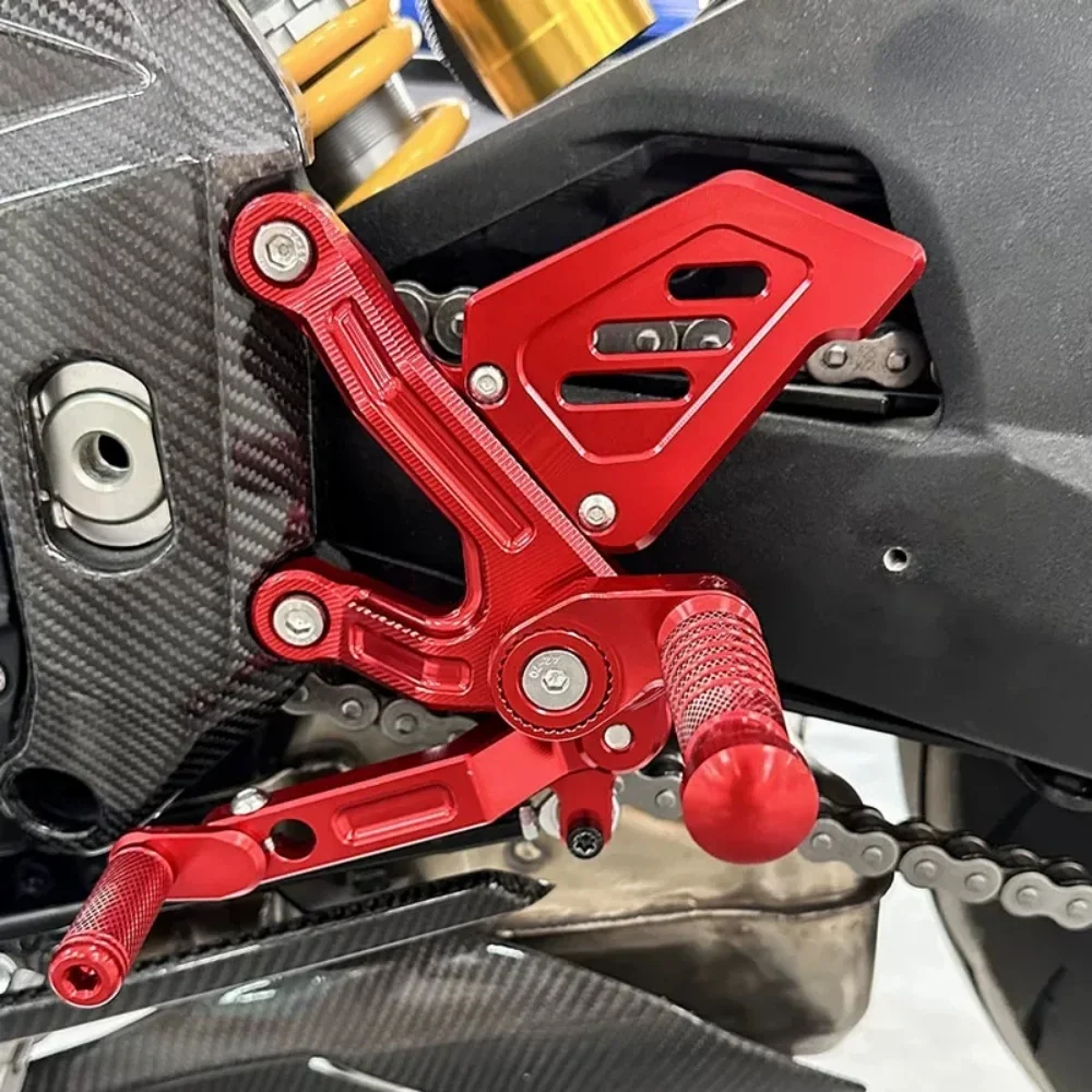 【Precise Fit】High-Quality Aftermarket Adjustable Rearset Assembly (Racing Footpegs) for QJMOTOR SRK921RR