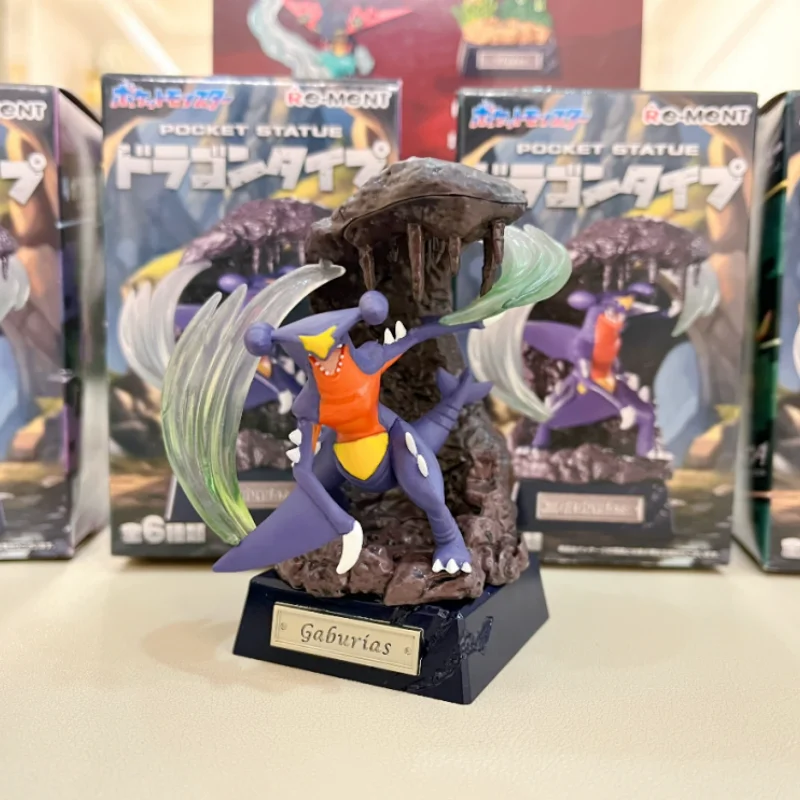 الأصلي إعادة مينت البوكيمون جيب تمثال التنين نوع Dragonite Flygon السلمس Garchomp Goodra Dragapult نموذج الشكل اللعب