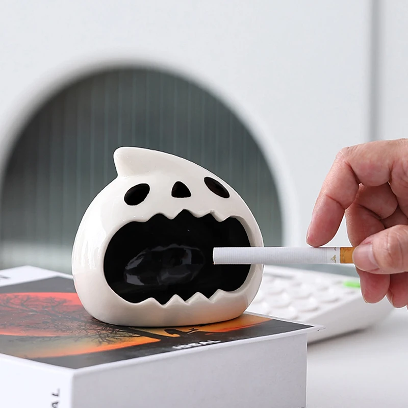 

Halloween Ghost Ceramic Ashtray Cute Little Ghost Desktop Handicraft Ornament Home Decoration Accessory