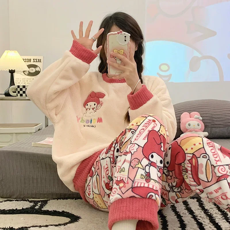 Sanrio Hello Kitty Winter New Coral Fleece Pajamas Female Cartoon Hanton Thickened Cute Kulomi Thin Fleece Homewear Set