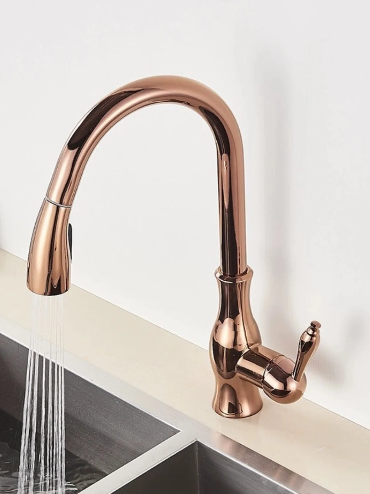 Gold Touch Sensor Kitchen Faucet 360 Rotation Pull-Out Single Handle Tap Dual Mode Sink Mixer Hot and Cold