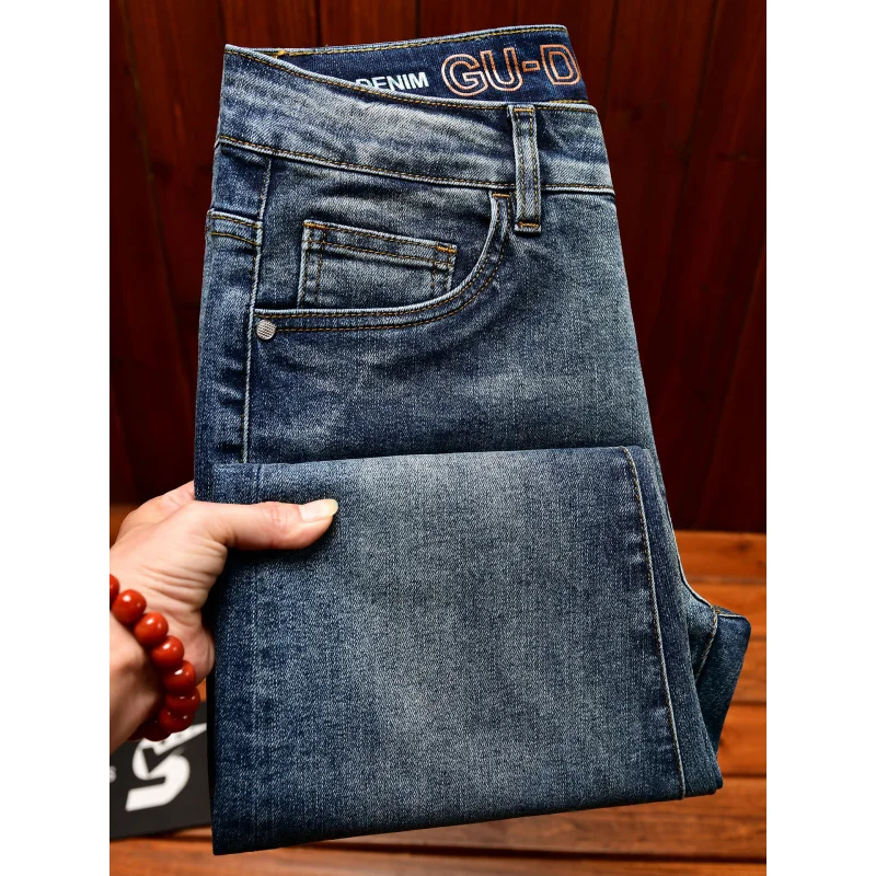 بنطال جينز رجالي فاخر خفيف بقصة ضيقة وأنبوب مستقيم صغير عصري وعصري من قماش الدنيم المطاطي وبسيط للخريف