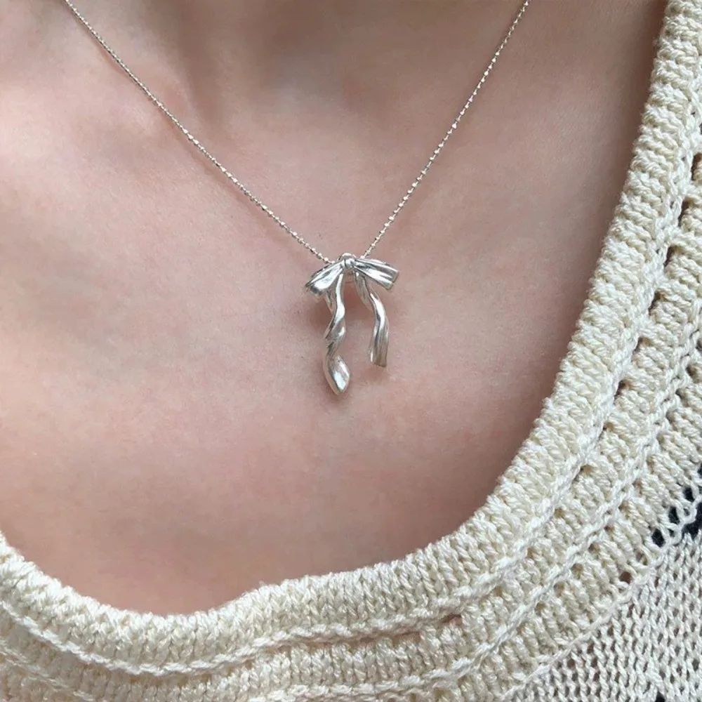 جديد الأرز حبة ضئيلة القوس قلادة الراقية الانحناء بسيط القوس الملحقات خمر سلسلة الترقوة