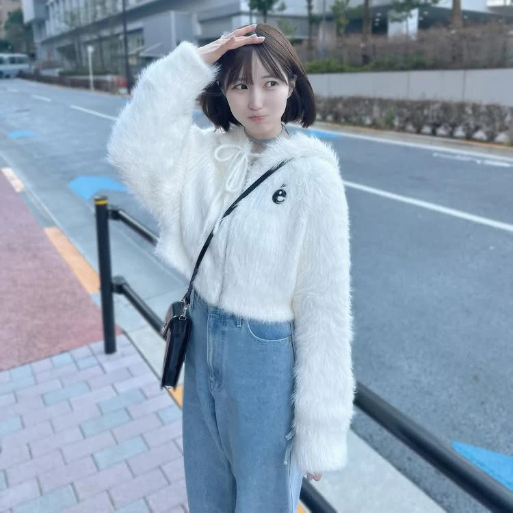 Japanese Style Fashion Sweet Plush Knitted Short Jacket 2025 New