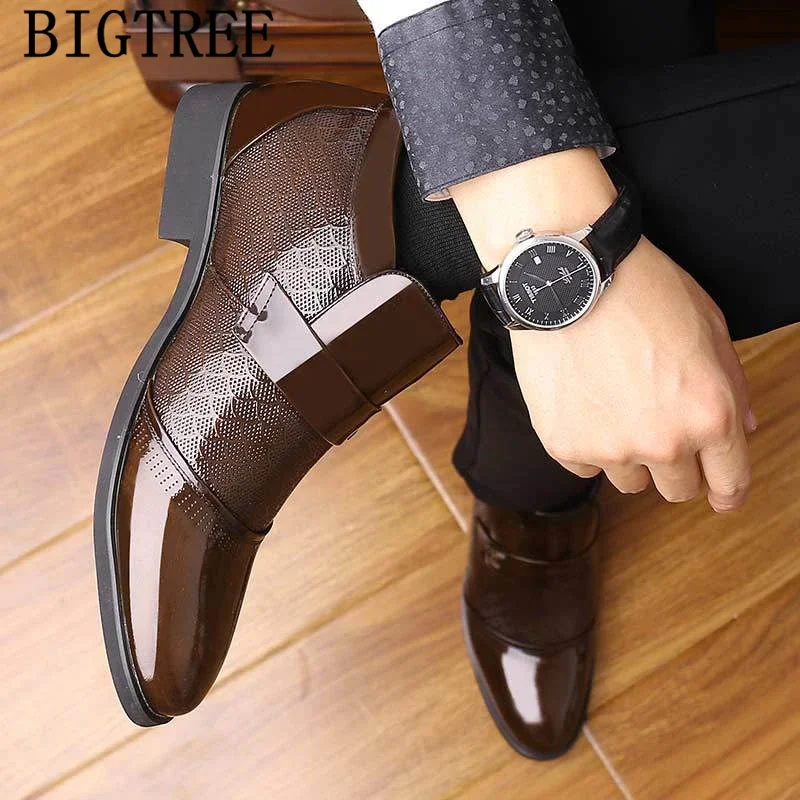 Size 38-44 Black Brown Business Shoes Mens Dress Boots Office Shoes Men Classic Patent Leather Winter Boots Men Formal Shoes