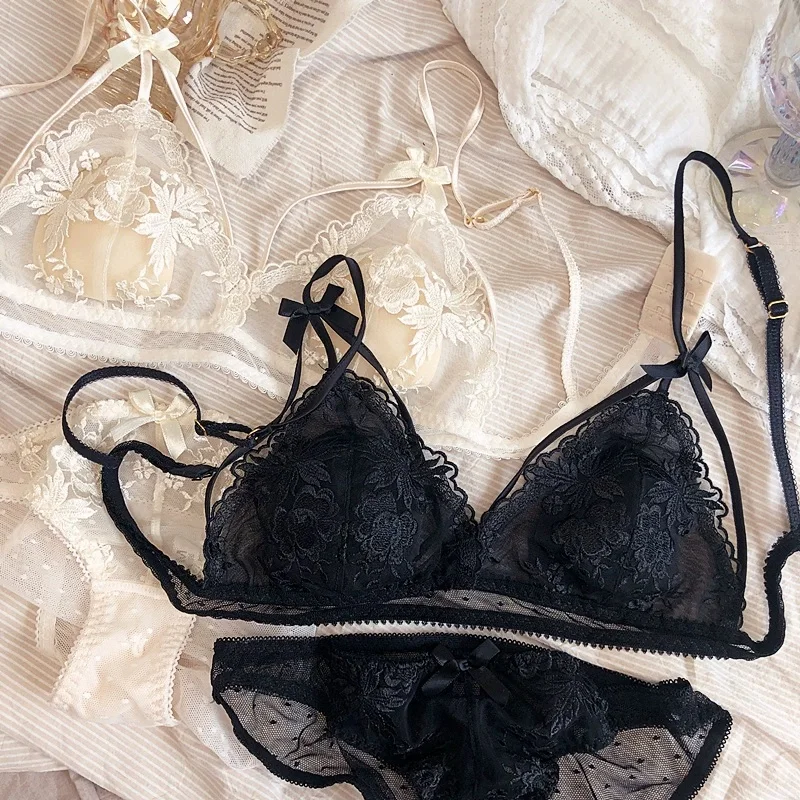 

Тонкое кружевное нижнее белье с треугольной чашкой и вышивкой, сексуальный прозрачный комплект с бюстгальтером без стального кольца, хрустальная чашка, маленькая грудь, нижнее белье, бюстгальтер