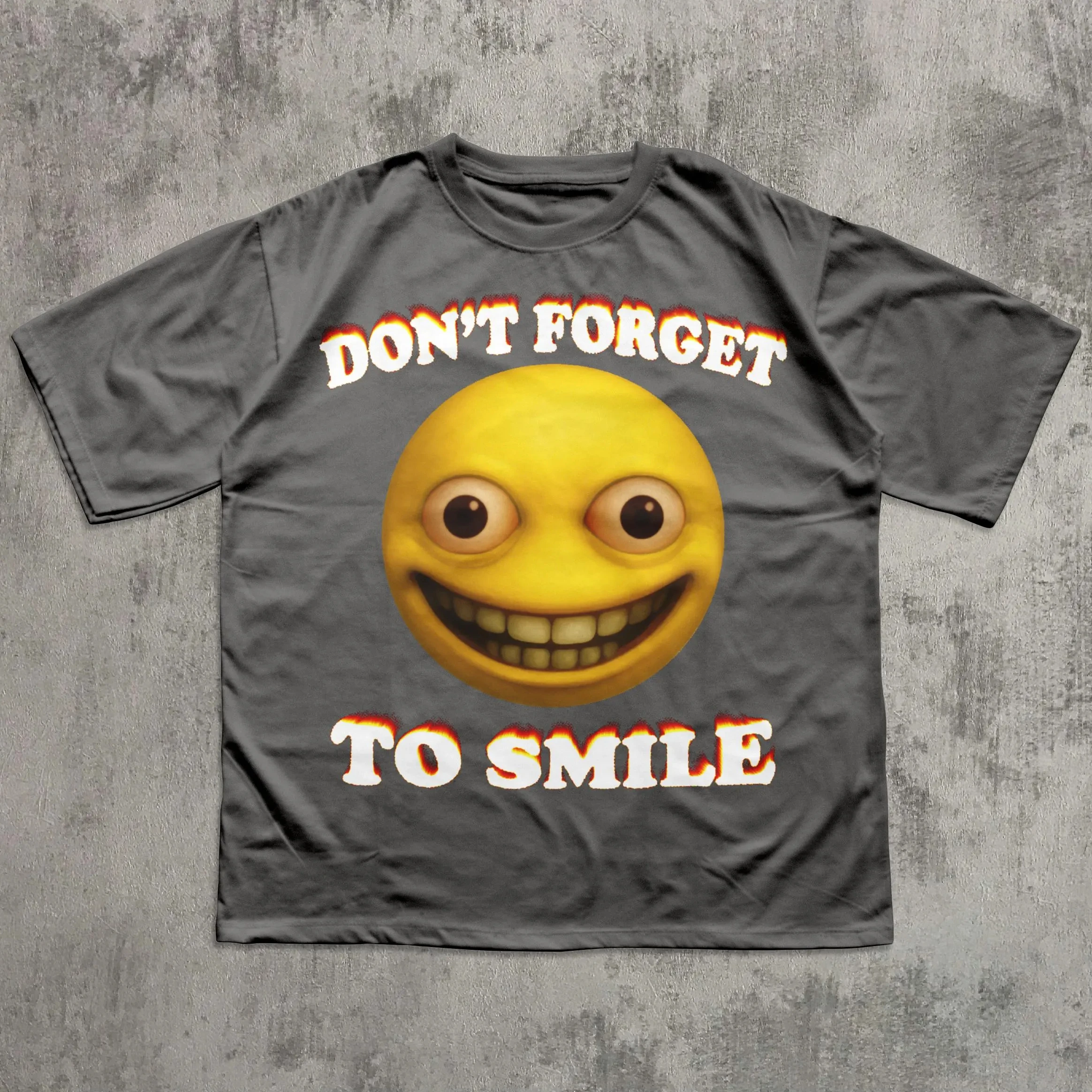 لا تنسى الابتسامة تي شيرتات عجيبة ملعون وجه مبتسم قميص ملابس غير معززة Brainrot التي شيرت غريب غير مناسب المحملة #2