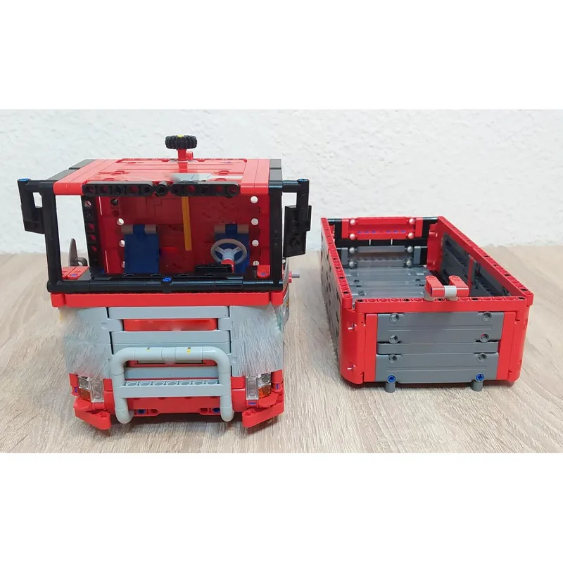 

MOC-164741 Red New Cargo Flat-nose Semi-trailer Dump Truck Building Blocks Model 1230 Parts Boys Children Birthday Toy Gift