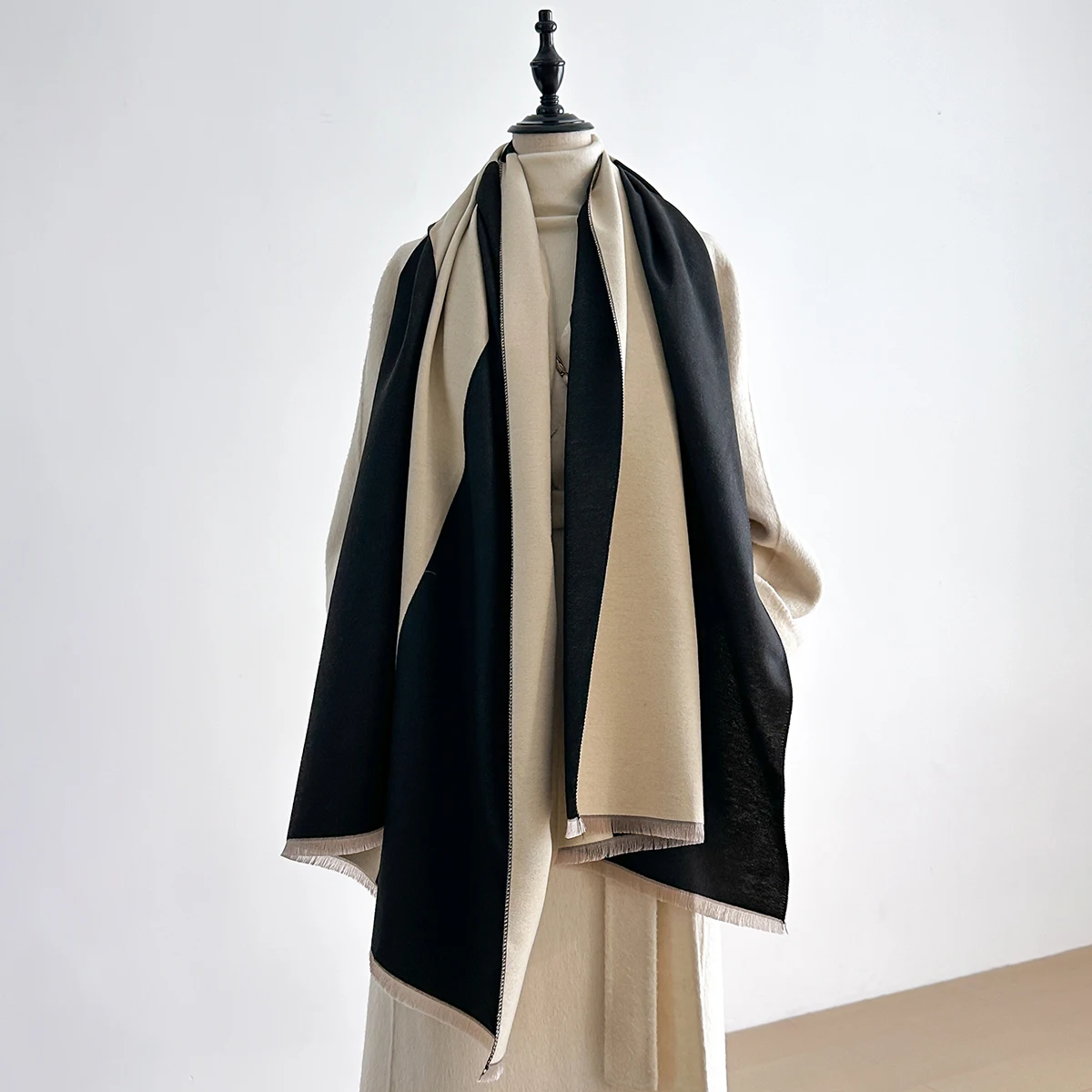 Thumbnail 3 - #50 Ranked Cashmere Wool Scarfs Picks in 2026