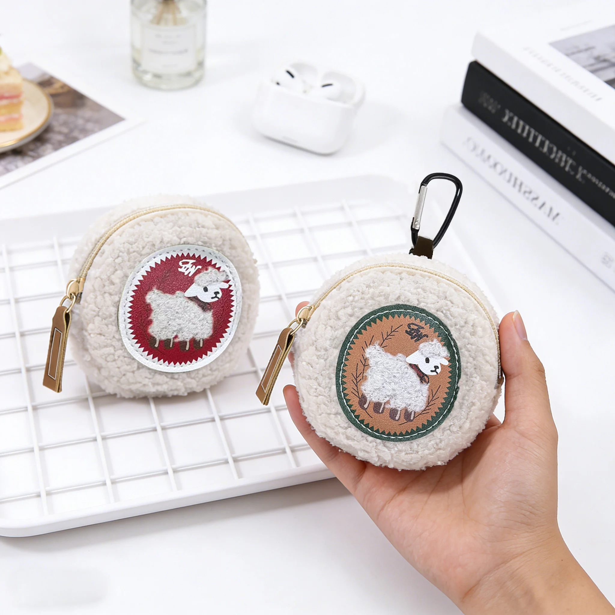 Cute Lamb Plush Coin Purse Pendant, Mini Earphone Storage Bag, Portable Pouch for Couples & Best Friends Bag Charm