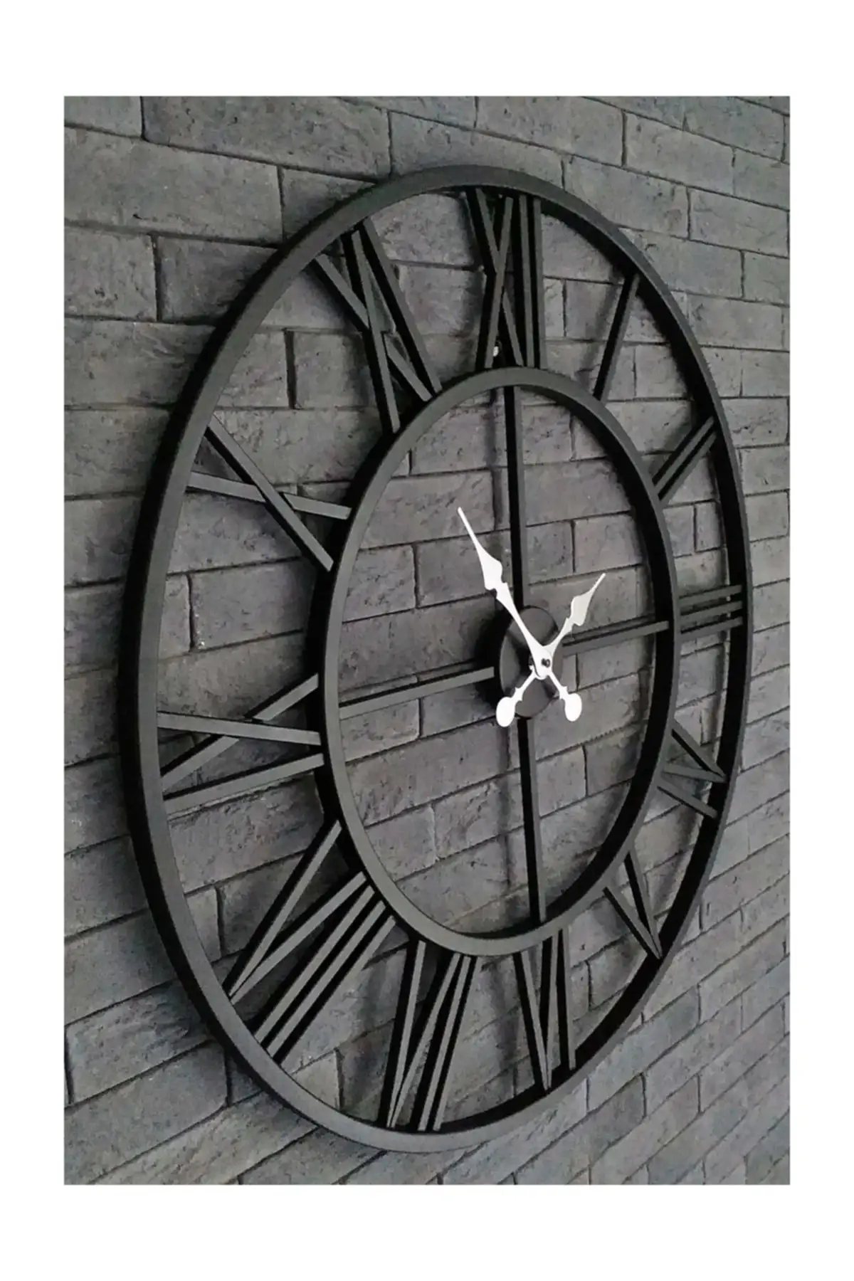 Uras 7610b Decorative Wall Clock Roman Numeral Black Ferforje76cm Wall Clock Creative Home Decor