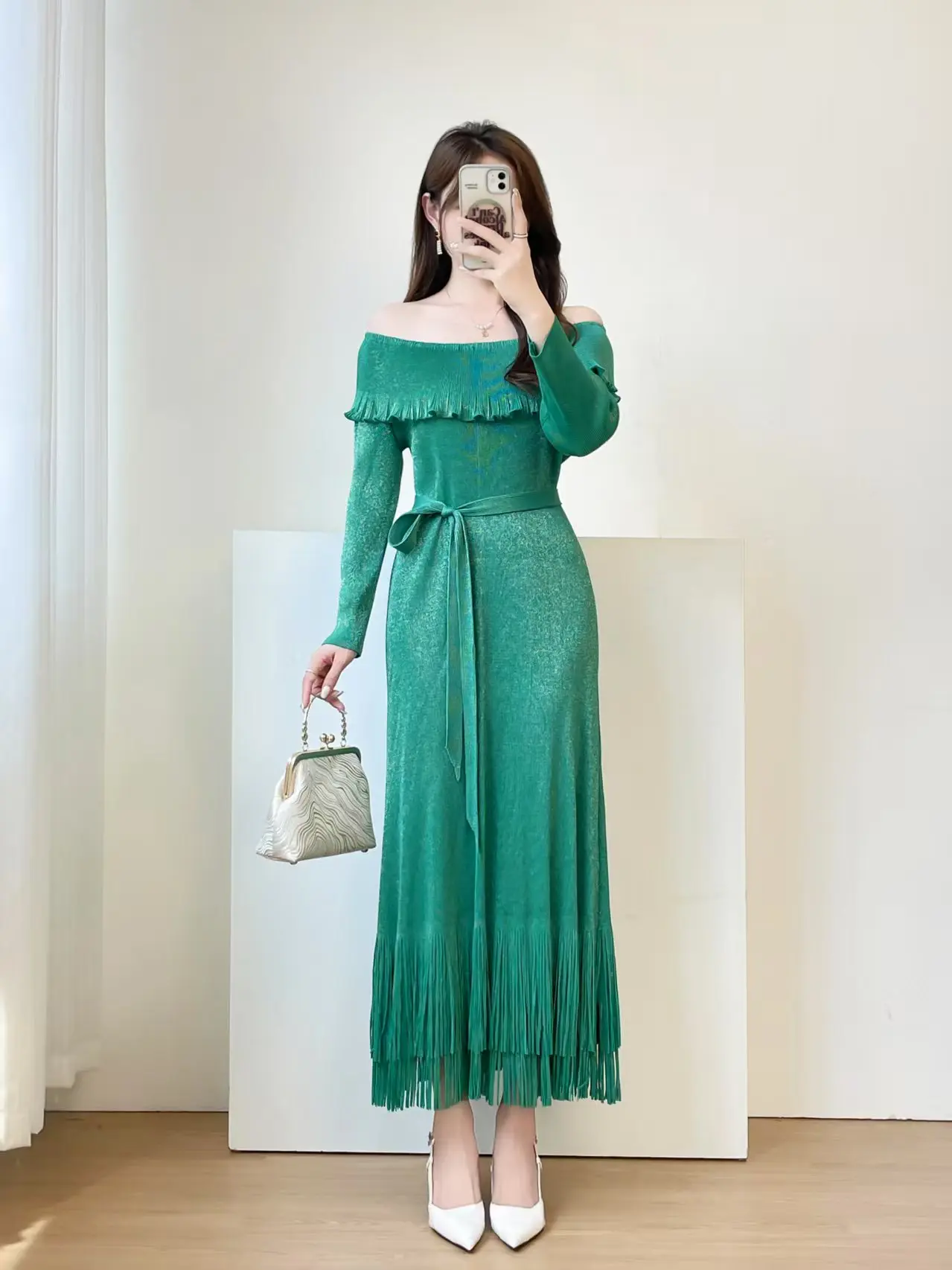

Luxury One Shoulder Dress for Ladies in Summer, Elegant Dress with Three Dimensional Ruffle Edges and Waist Closure 2025
