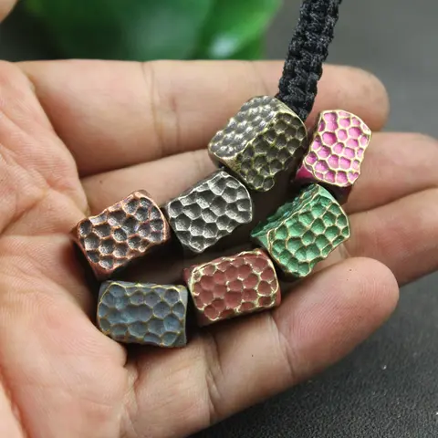 황동 망치 질감 패턴 실린더 EDC 칼 비즈 Paracord 매는 밧줄 펜던트 DIY 야외 손전등 우산 밧줄 액세서리 Best5