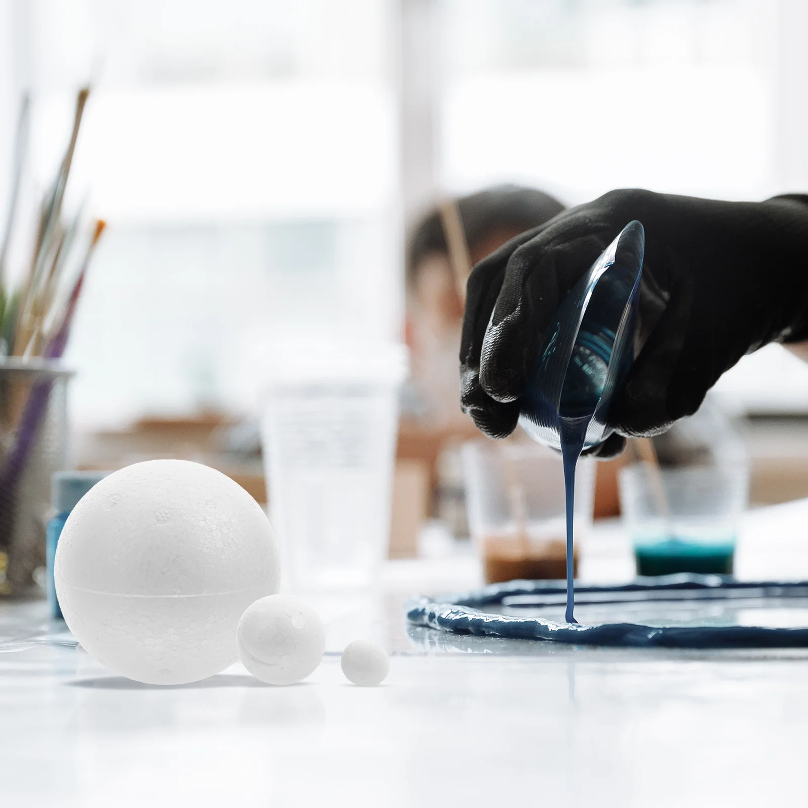 

175Pcs Foam Craft Balls Lightweight Round Spheres for Christmas Decorations DIY Home Supplies Educational Projects Kids Painting