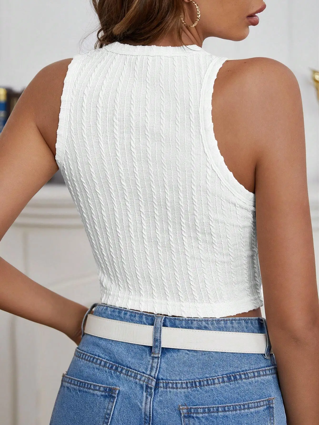 Spring and summer new elegant tassel vest short fit slimming and revealing navel top