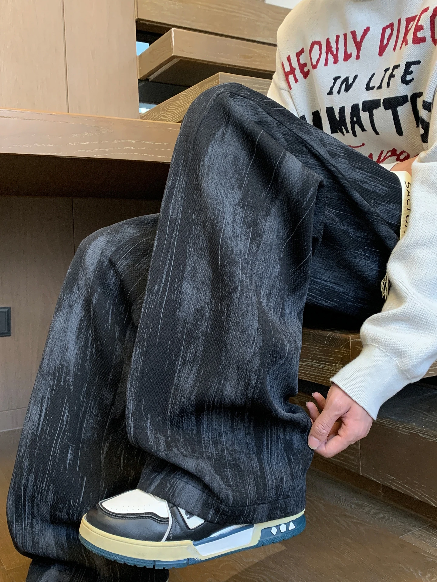 

Модные повседневные брюки с эффектом окрашивания для мужчин, осенне-зимние, свободные, широкие, длинные спортивные штаны, большие размеры, новинка 2025, прямые брюки-трубы