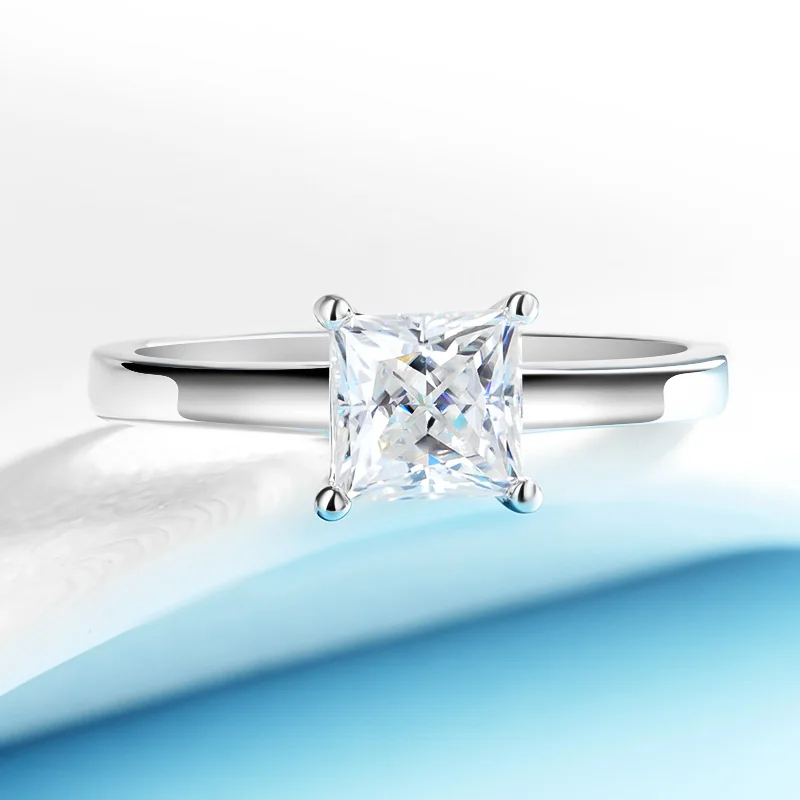 Halaile 1-4CT الأميرة قص مويسانيتي الدائري S925 فضة كلاسيكي سوليتير غرامة مجوهرات النساء المشاركة الزفاف هدية