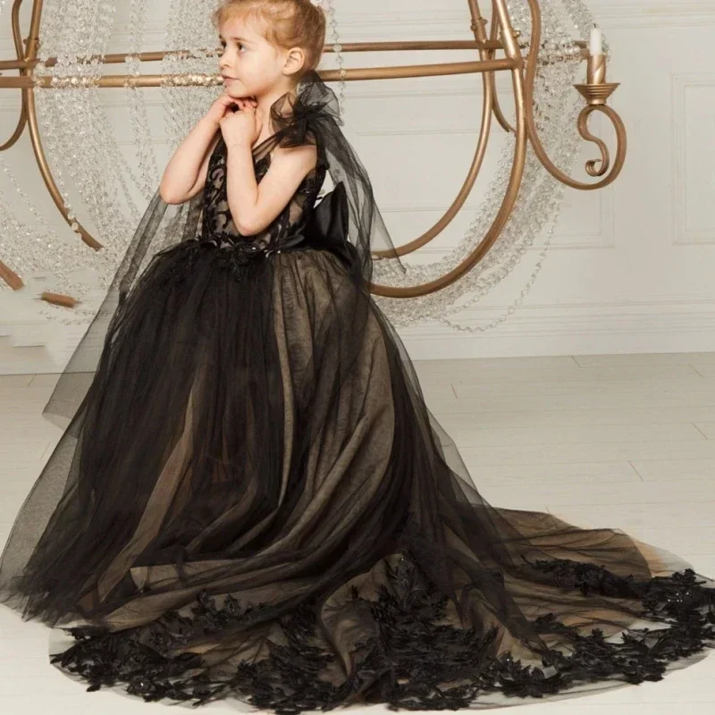 Black Flower Girl Dresses Tulle Appliques Bow Tailing senza maniche Kids Girls Wedding Birthday Party prima comunione Holiday Gown