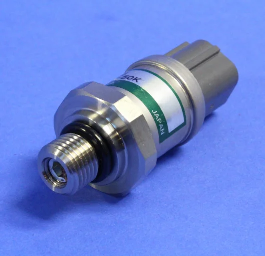 Hot-Selling Doosan Daewoo Excavator Original Manufacturer Pressure Sensor Genuine K1057340 Pressure Sensor