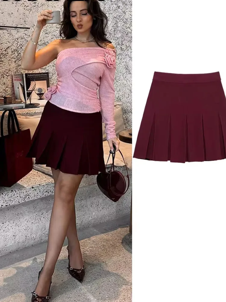 

2025 Female High Street Pleated Burgundy Skirt Women Retro Fashion Elastic Waist A-line Skirt Knitted Mini Skirt Trendy