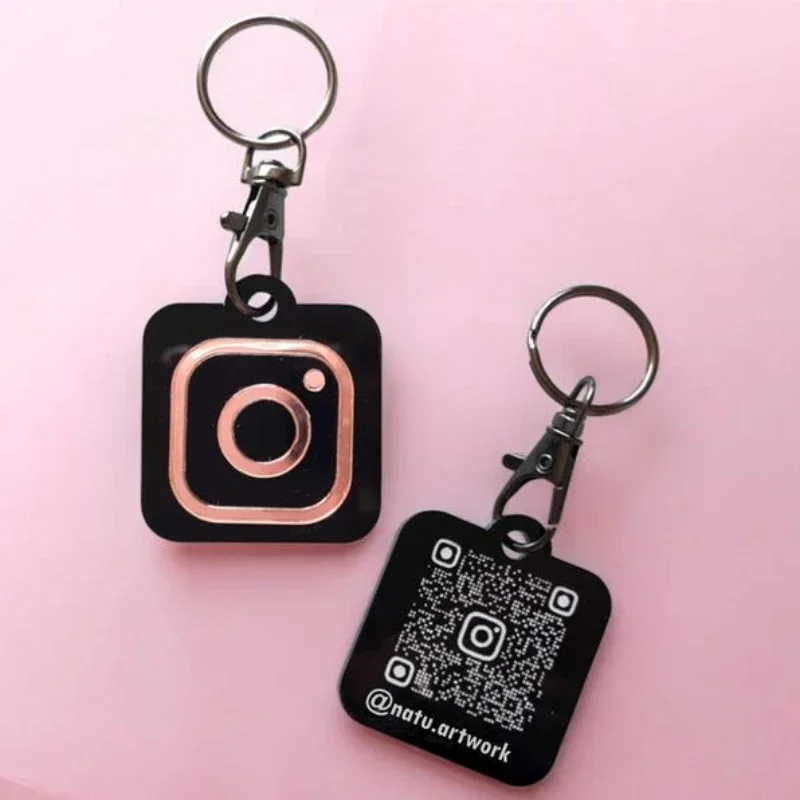 Custom QR Code Keyring Keychain Instagram Facebook Keychain with QR Code Keychain for Social Media