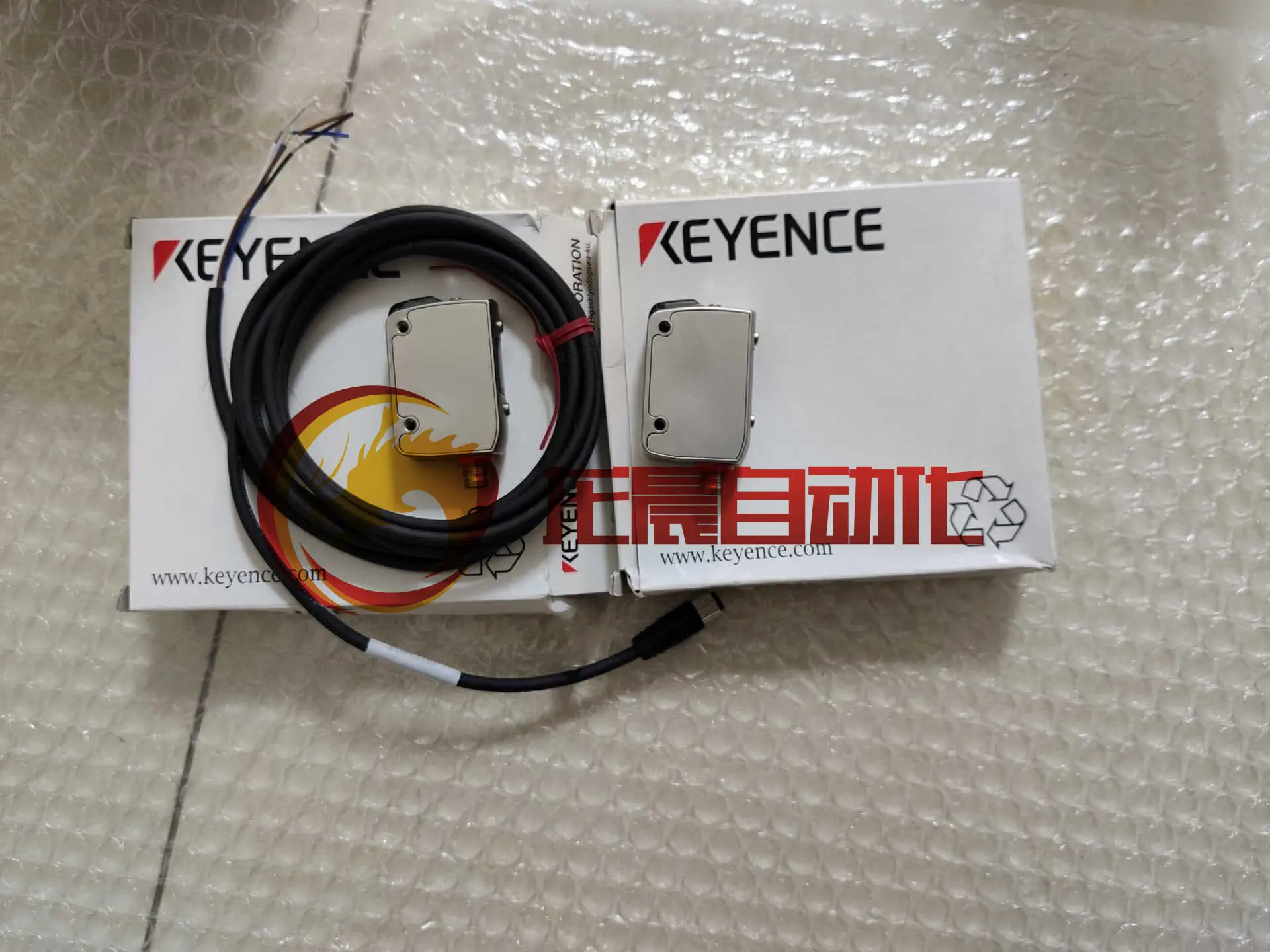 LR-ZB250CP  Self-contained CMOS Laser Sensor