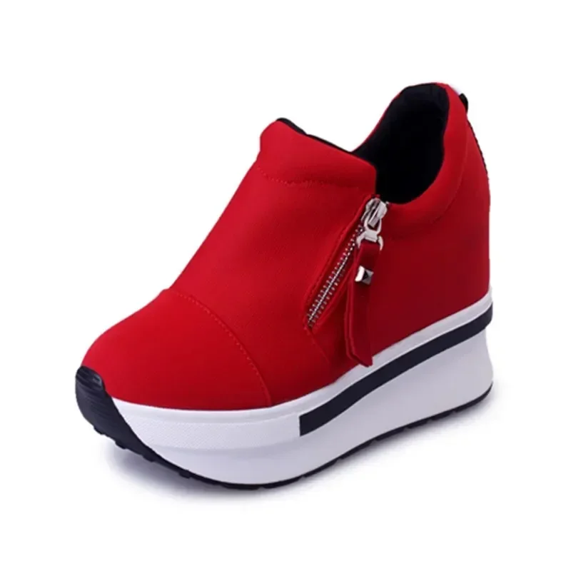 Zapatillas de deporte con plataforma para mujer, zapatos informales de tacón cómodo, de lona negra, con cuña Invisible, color rojo, novedad de 2023