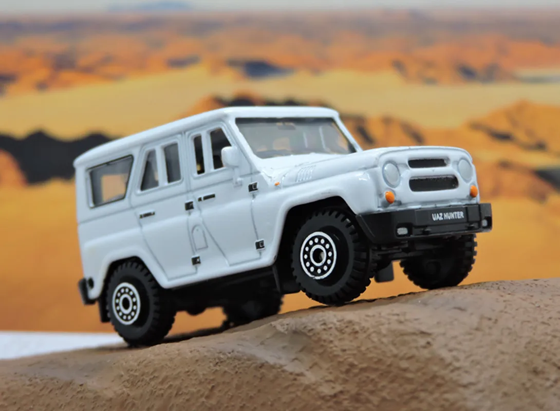 1:60 alloy Russian UAZ off-road car model,Russian rescue fire truck model,collectible gift,free shipping