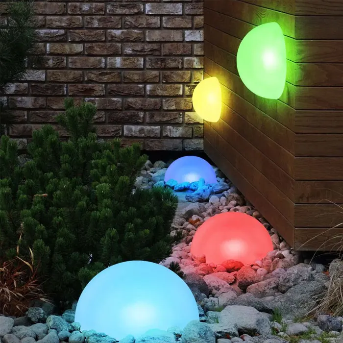 Modern Spherical Shape LED Solar Lamp Durable Plastic Design for Garden IP65 Rating