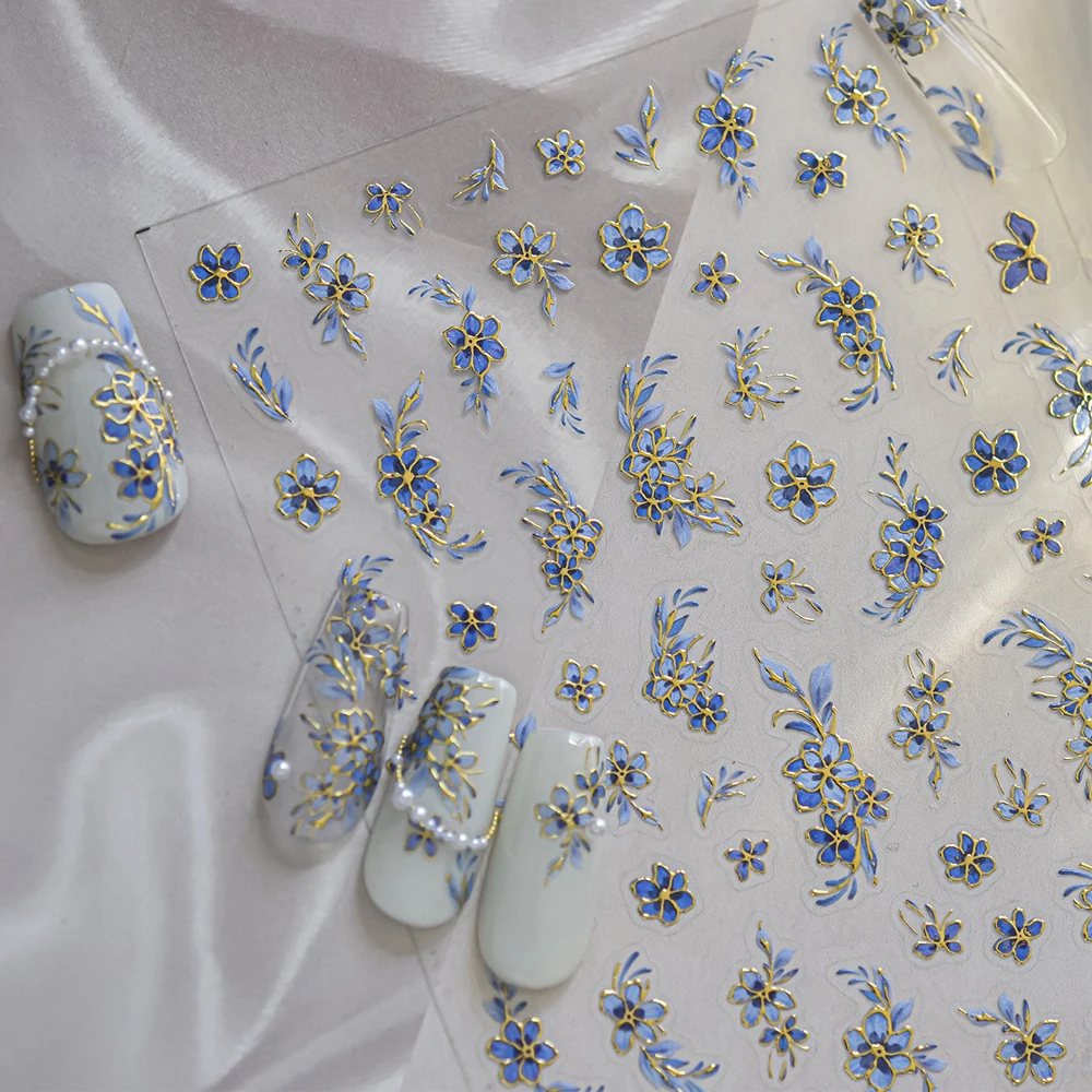 Exquisiter blau-weißer Porzellan-Blumenmuster im antiken chinesischen Stil, 5D-Nagelkunst-Aufkleber, Goldfolie, handbemalt, orientalischer Maniküre-Aufkleber
