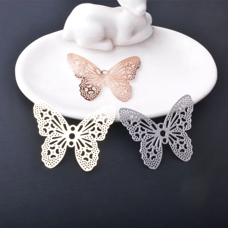 10 Stück Messing-Filigran-Anhänger mit hohlen, hellgoldenen Schmetterlingen und Schmetterlingsmotiven für Schmuck. – Detail 6