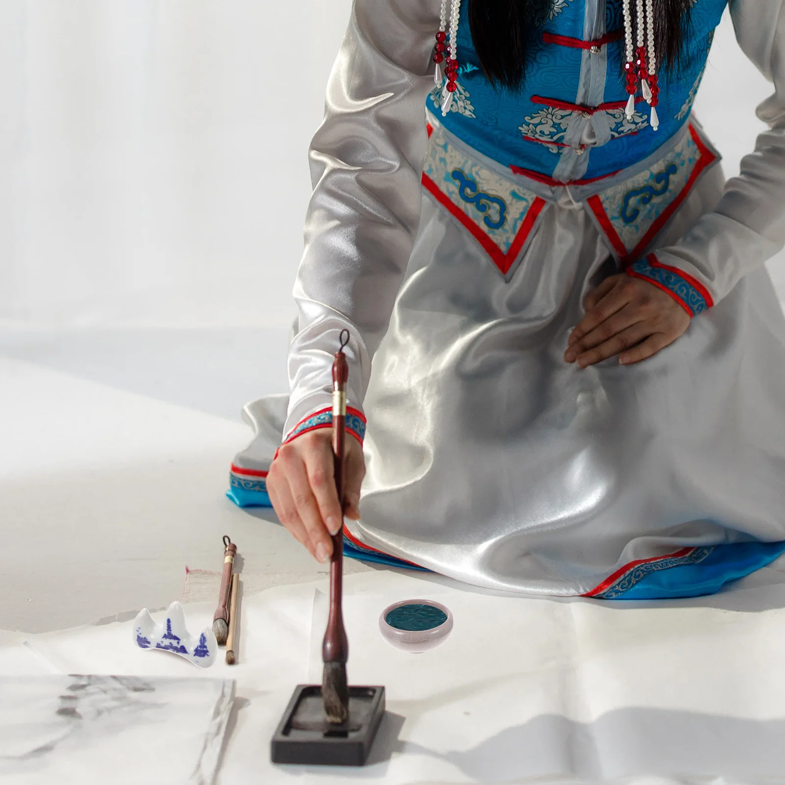 1 مجموعة أربعة كنوز من دراسة الخط عدة 3 أقلام فرشاة صنعة جيدة دائم Inkstone ثقالة الورق المحمولة الكتابة