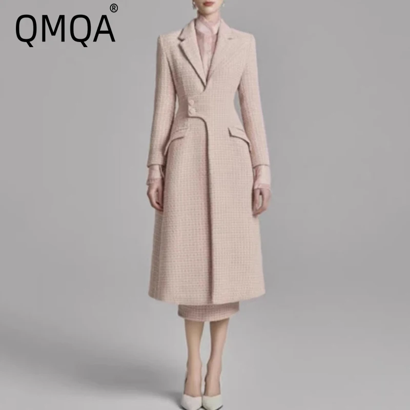 QMQA Fashion Women's Elegant Pink Tweed Trench Coat Lapel Long Sleeve Slimming High Waist Windbreaker 2025 New Clothing 1A922