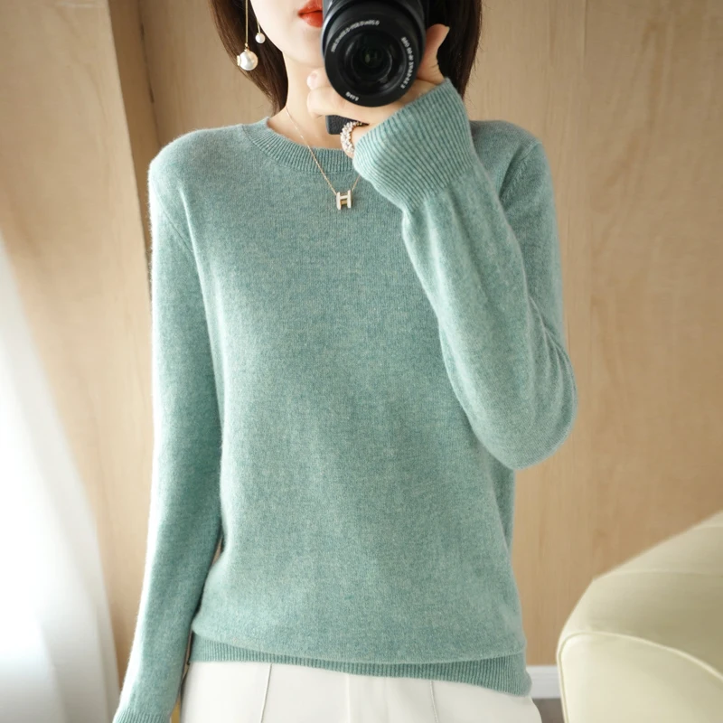 Autumn and winter new women\'s solid color round neck sweater pullover long-sleeved knitted bottoming shirt women\'s top