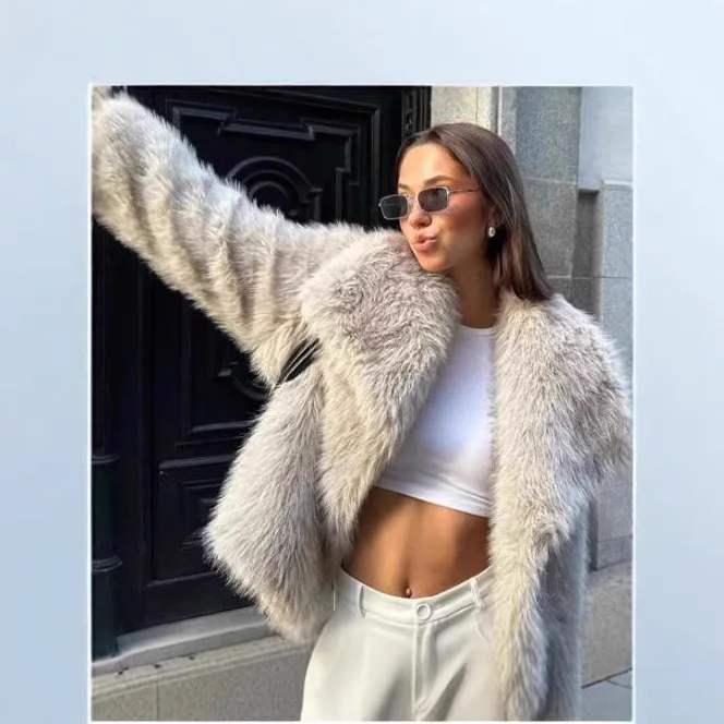 Women's Faux Fur Coat Autumn Winter Long Sleeve Ladies Turn Down Collar Fur Coat Buttons Casual Loose Bomber Jacket for Female