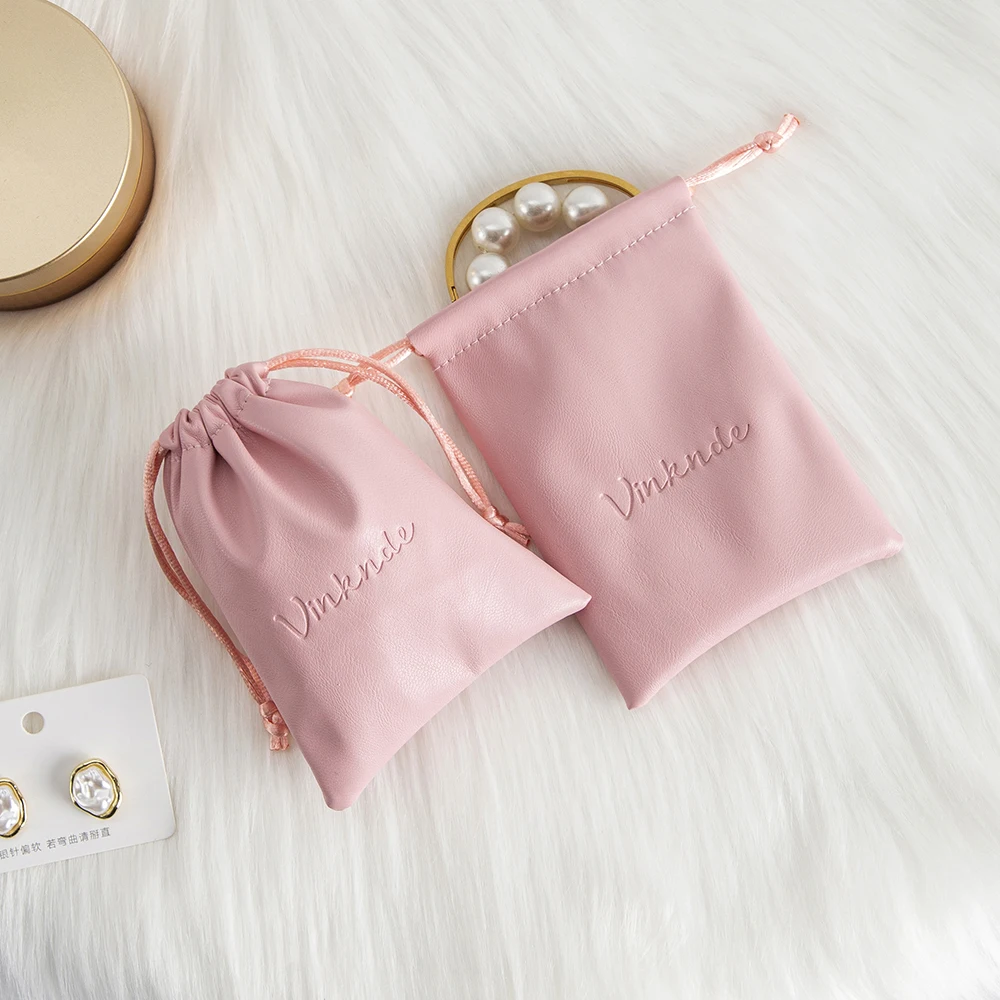 

Personalization Logo Pink PU Leather Jewelry Storage Bags Lipstick Bracelets Necklaces Drawstring Packaging Pouch Wedding Gift