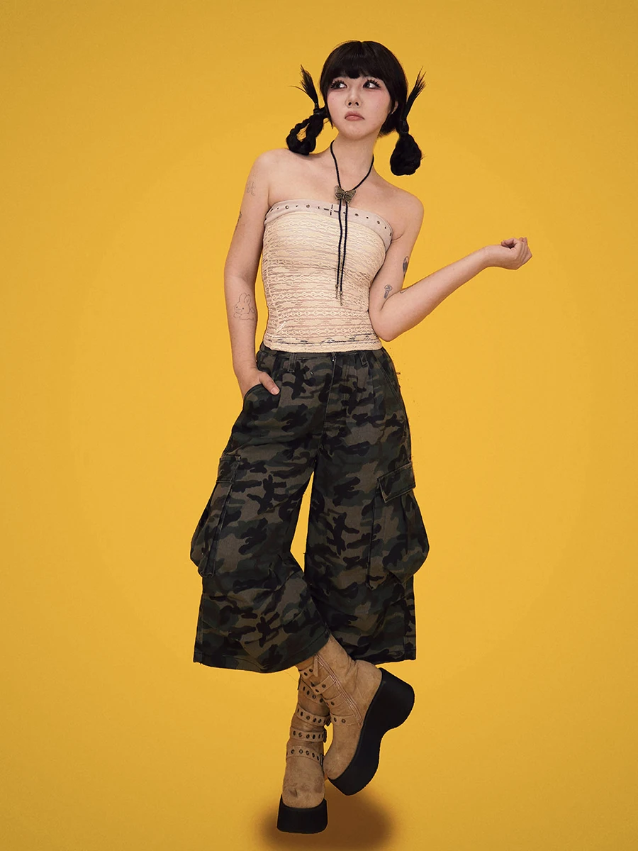 REDDACHiC Camouflage Multi-pocket Bermuda Pants for Women Retro High Rise Pleats Wide Leg Cargo Jean Shorts Harajuku Streetwear