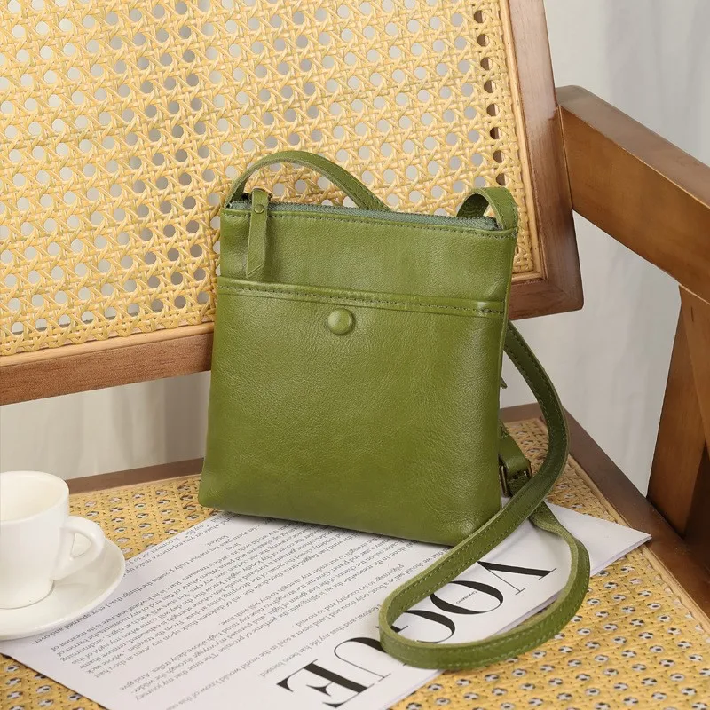 

Johnature Women's Mini Bag 2025 New Fashionable Versatile Shoulder Crossbody Bag Simple Commuting Genuine Leather Phone Bag