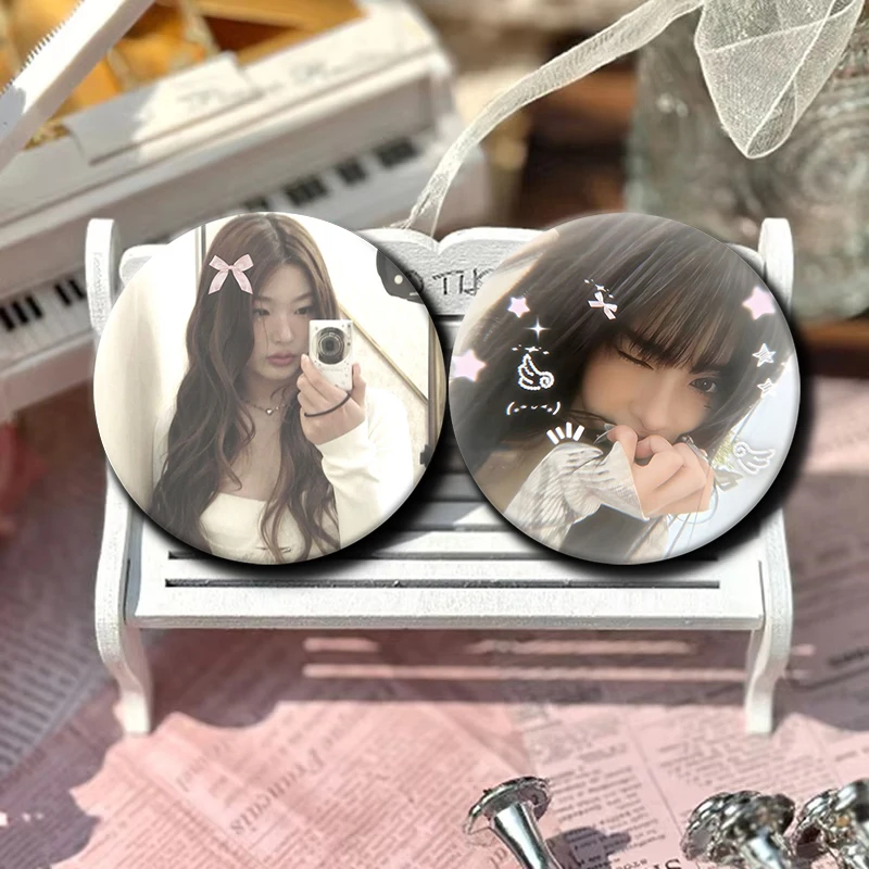 Girl Group Manon Daniela Yoonchae Round Brooch on Backpack Shoes Accessories K-KATSEYE Lapel Pins Jewelry Badge Collectible Gift - Detail 1