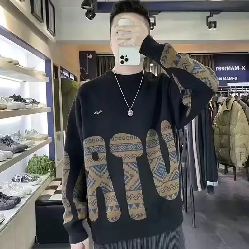 2024 New Sweater Men's Versatile Contrast Color Letter Fashion Casual Knitting Trend Minimalist O-Neck Loose Long Sleeved Tops