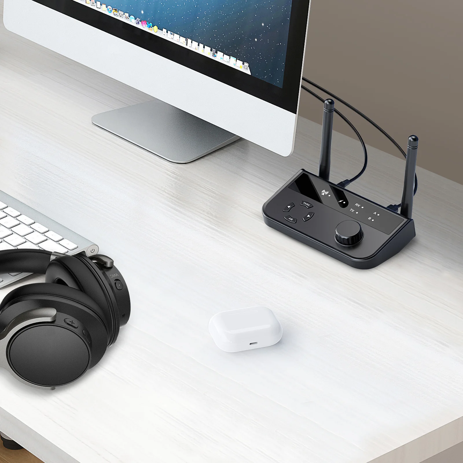 

Audio Adapter 100M Long Range Wireless Transmitter Receiver for Stereo Pc Headphones 5.3 3.5mm Jack