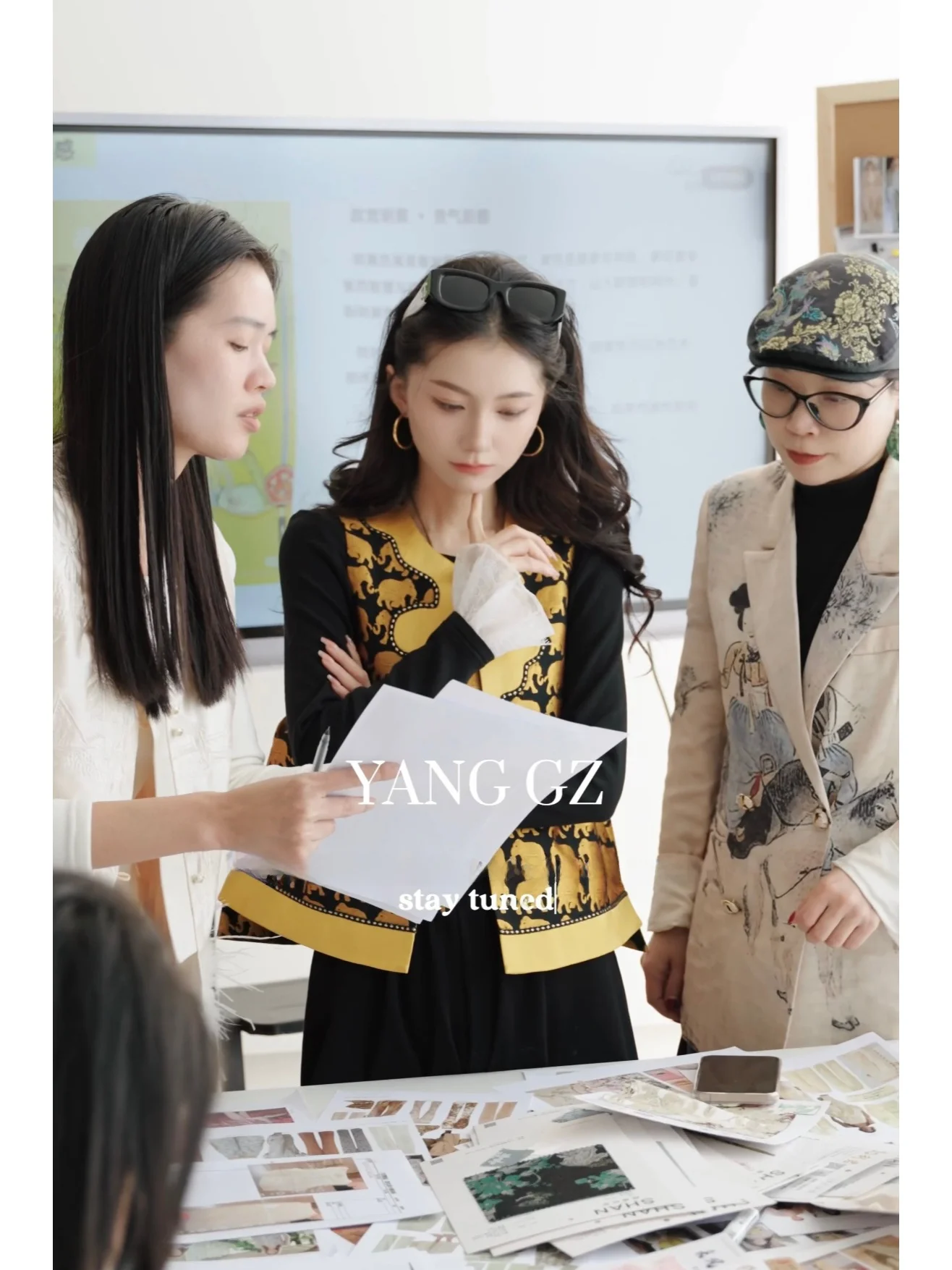 

Новая женская верхняя одежда в китайском стиле золотого цвета, топ с маленьким золотым слоном, одежда премиум-класса из полиэфирного волокна