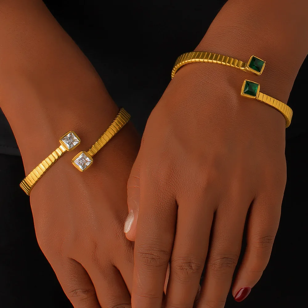 DIY accessories Cantonese cross-border design cross-opening zircon bracelet titanium steel fashion plated 18K gold stripe pop ha