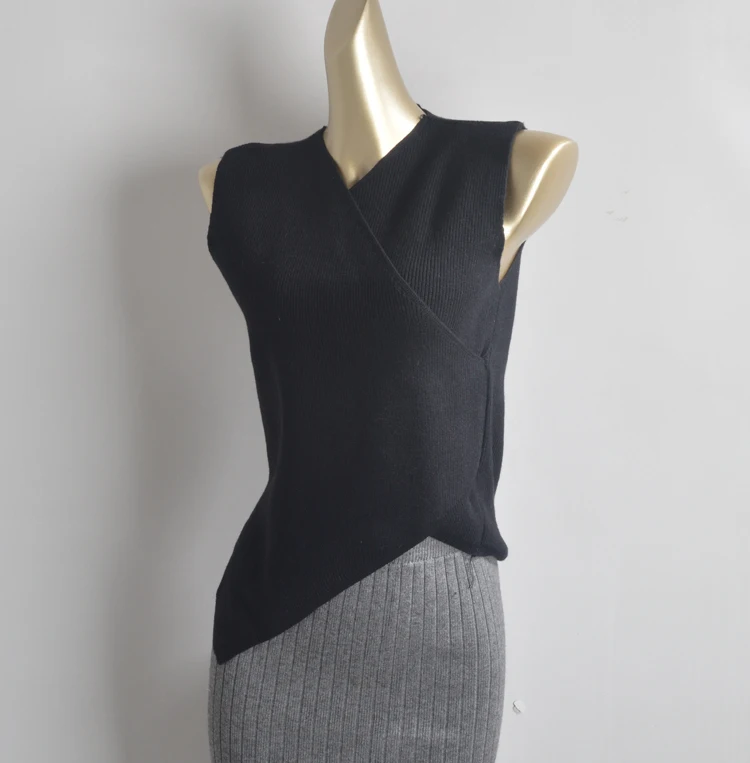 패셔너블한 한국 스타일 슬림핏 크로스 니트웨어 여성용 순색 브이넥 레귤러 슬리브