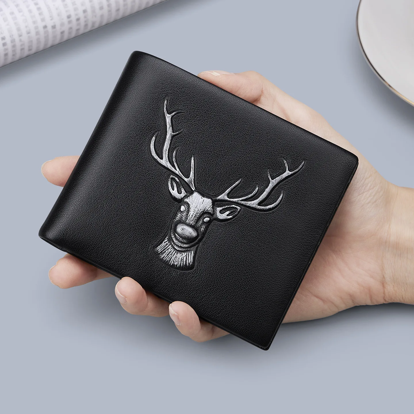 portafoglio-corto-da-uomo-alla-moda-con-design-a-testa-di-cervo-in-pelle-di-mucca-di-prima-qualita-multifunzionale-portamonete-trendy-marca-cinese