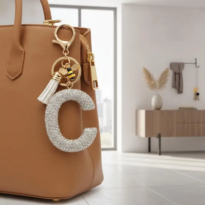 Glitzernder Strass-Schlüsselanhänger mit A-Z-Initialen, niedlichem Bienen-Anhänger und Quasten-Dekoration, personalisierte Geschenke für Autoschlüssel und Taschen – Detail 6